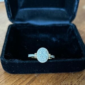 Elegant Gold and Silver Women's Ring